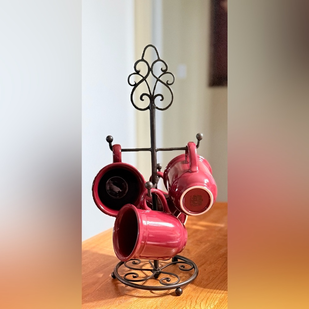 Celebrating Home Elegant Berry Mug Set with Stand